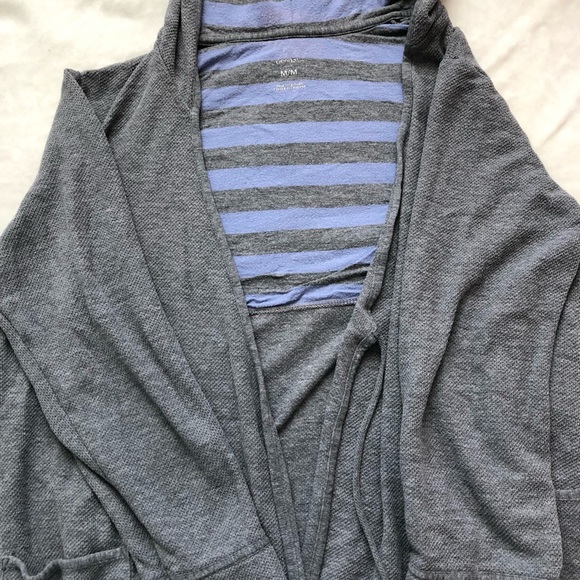 Thin Cozy Robe - Picture 2 of 10